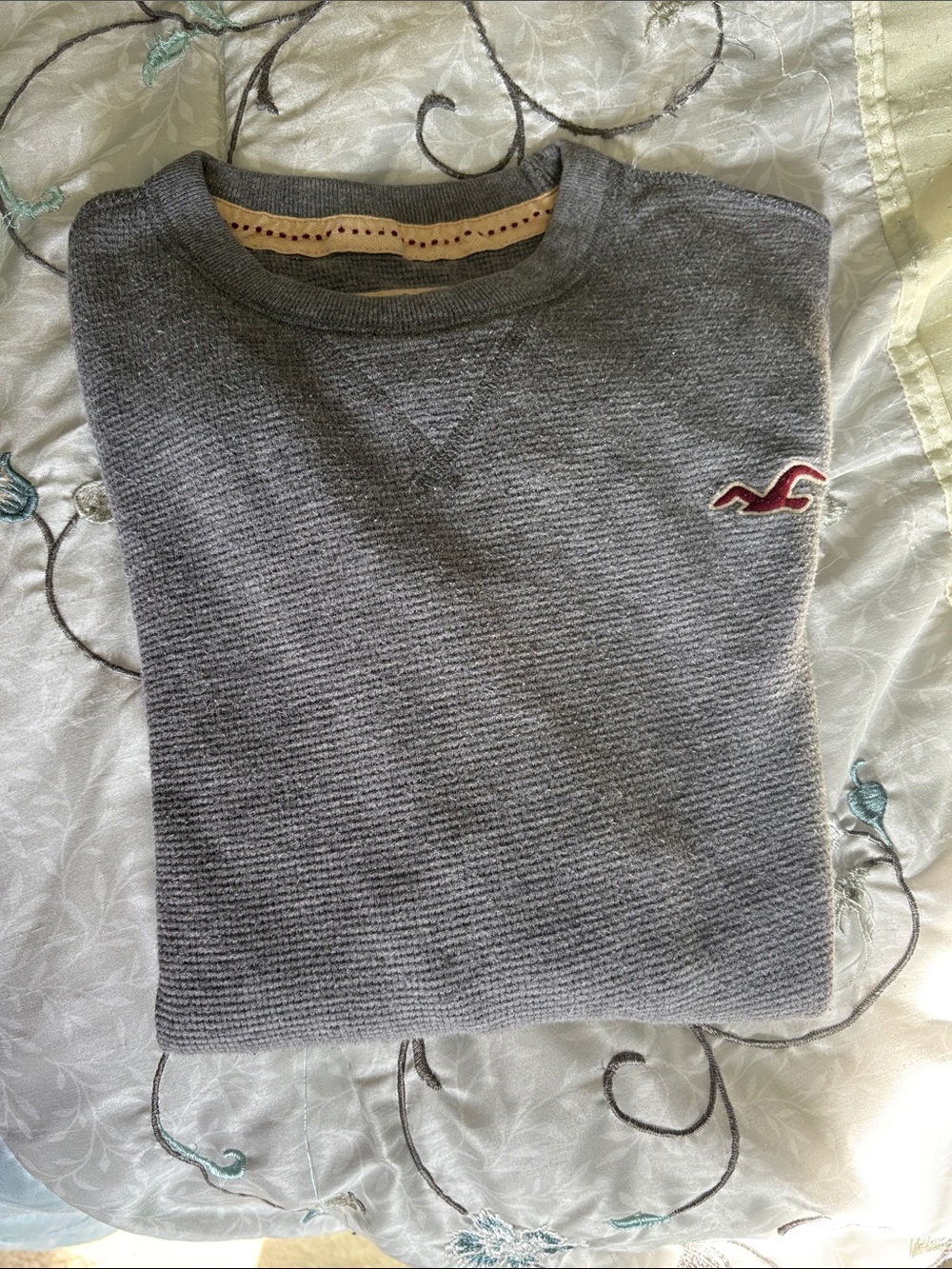 Hollister Men’s Gray Crewneck shirt with Red Logo
